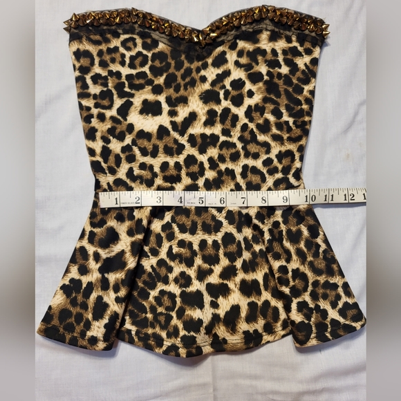 Animal print crop top Charlotte Russe size small - Picture 5 of 9